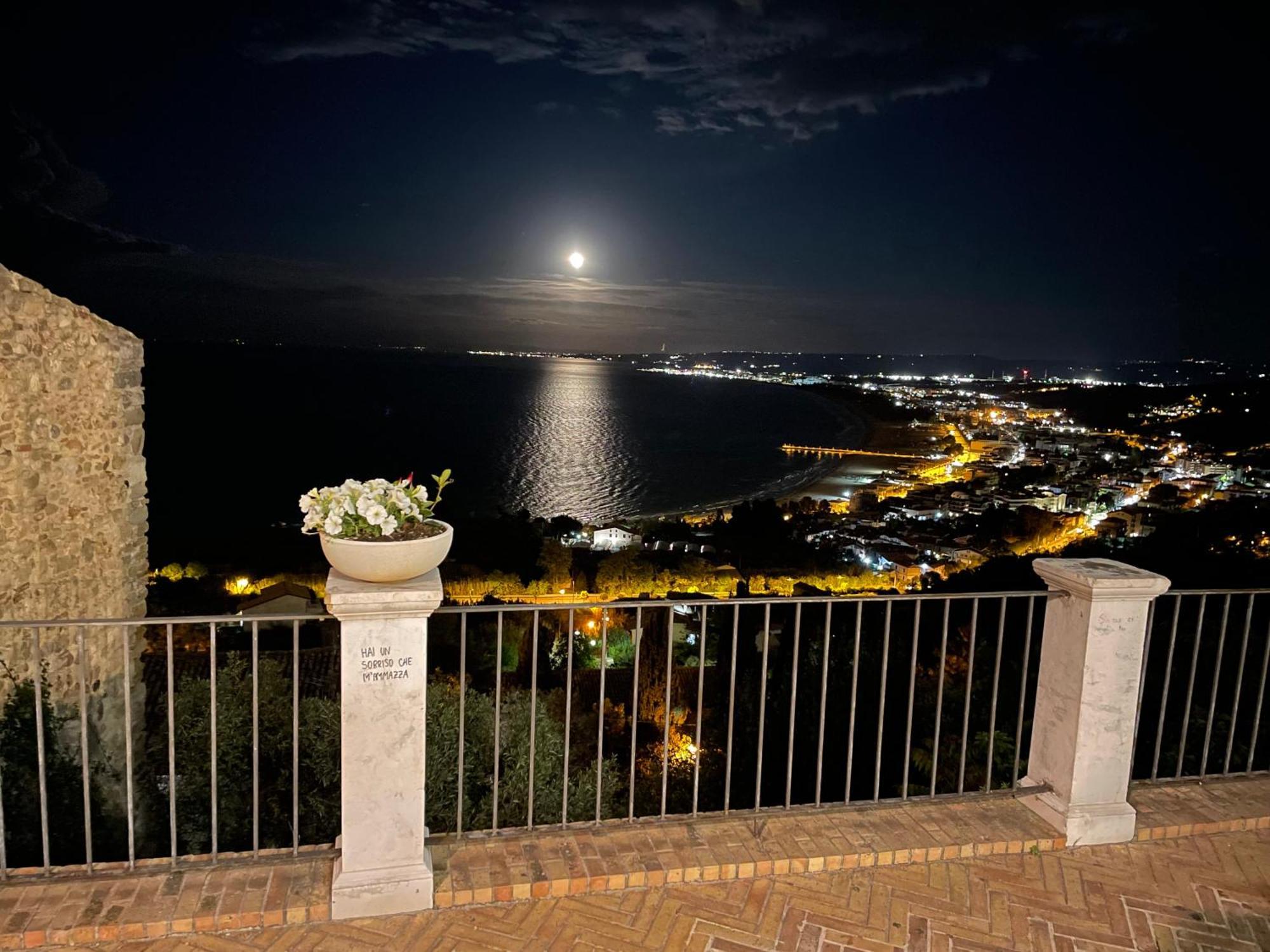Santa Lucia Home Васто Екстериор снимка